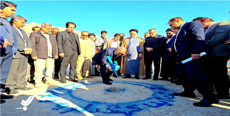 افتتاح و کلنگ زنی 40 پروژه در شهرستان لنده 